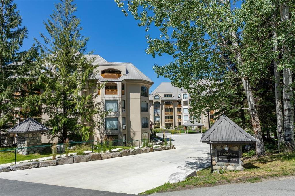 Marquise By Whistler Blackcomb Vacation Rentals Extérieur photo