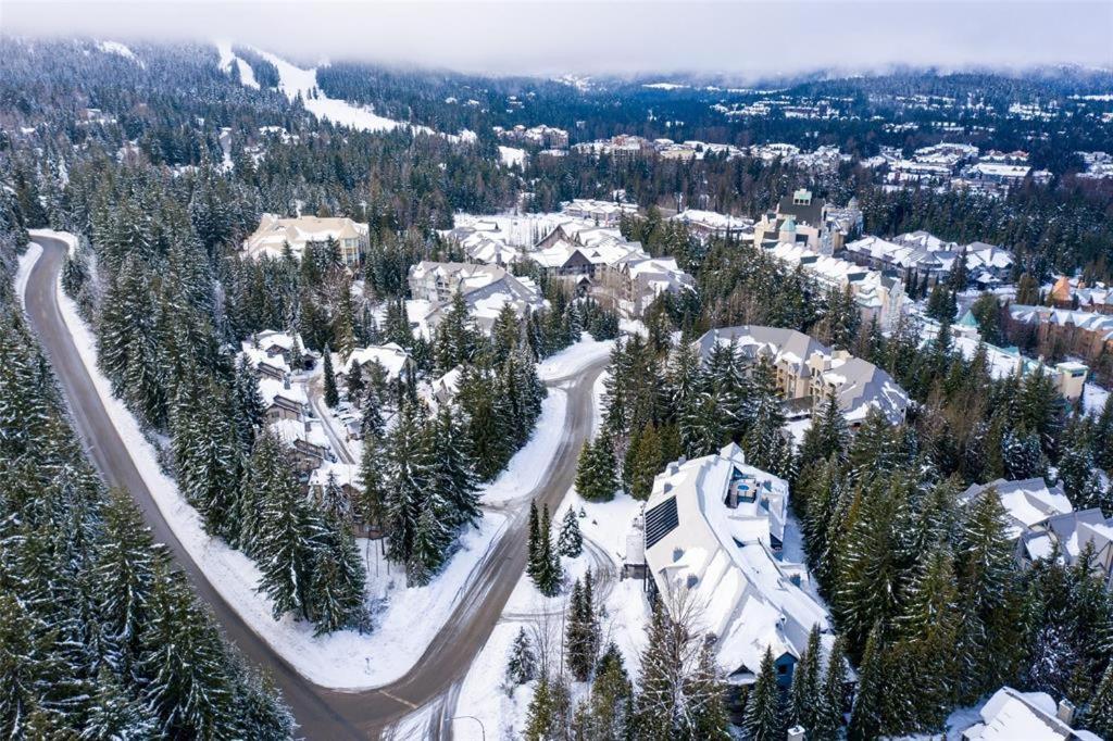 Marquise By Whistler Blackcomb Vacation Rentals Extérieur photo